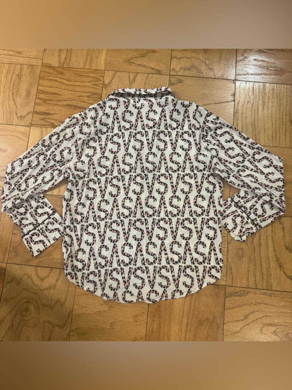 Victoria Secret Button Down Pajama Top - Leopard and Pink - Picture 2 of 5